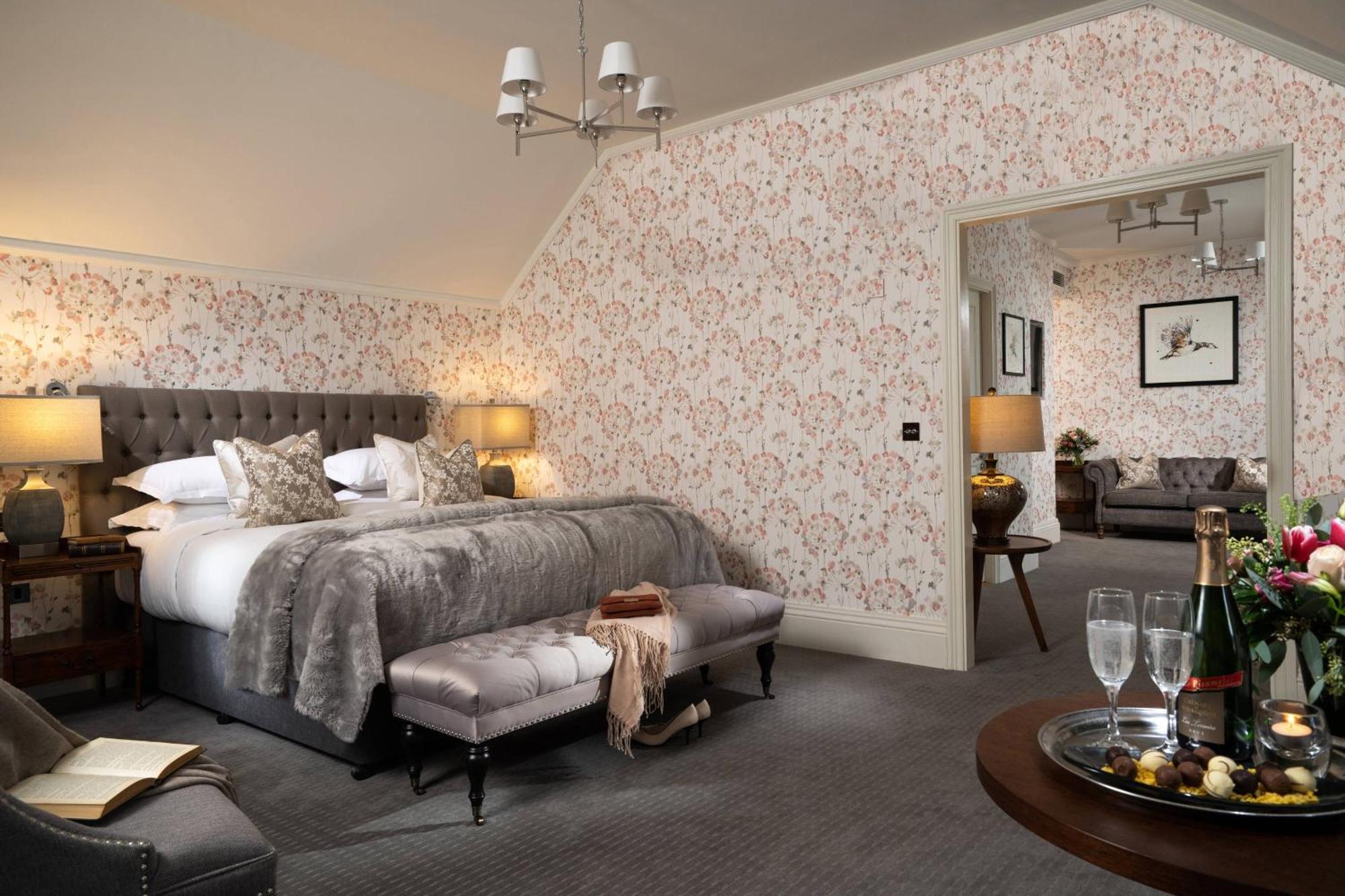 Mount Juliet Estate, Autograph Collection Hotel Thomastown  Buitenkant foto A bedroom at The Old Vic