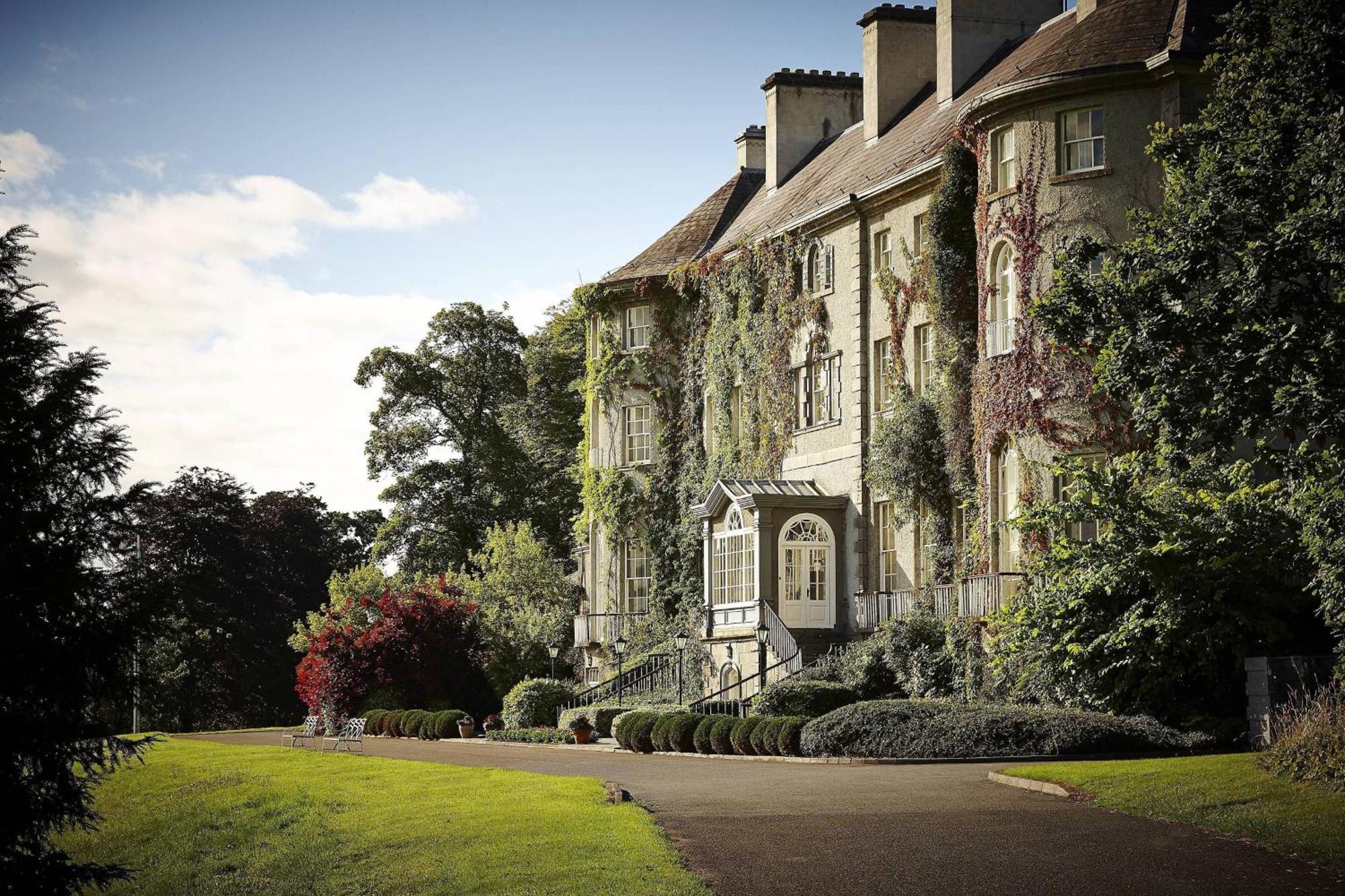 Mount Juliet Estate, Autograph Collection Hotel Thomastown  Buitenkant foto The main entrance to the school